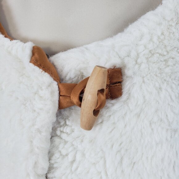 Tahari Faux Fur Vest Girls Size 8 Cream Color ~ Single button front Soft / A275 - Picture 3 of 8